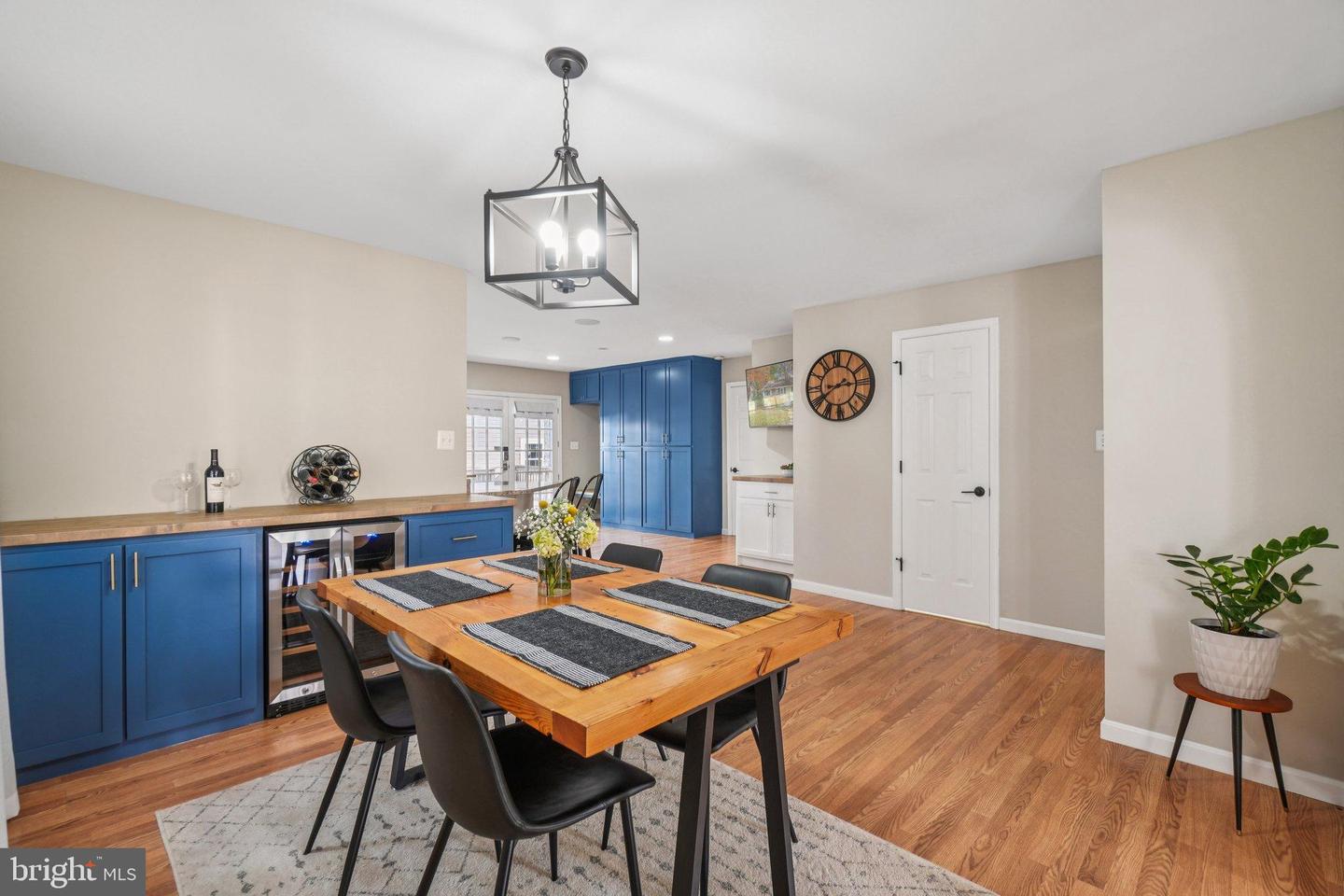 4119 FAIRFAX ST, FAIRFAX, Virginia 22030, 4 Bedrooms Bedrooms, 7 Rooms Rooms,2 BathroomsBathrooms,Residential,For sale,4119 FAIRFAX ST,VAFC2007306 MLS # VAFC2007306 4119 FAIRFAX ST, FAIRFAX, Virginia 22030, 4 Bedrooms Bedrooms, 7 Rooms Rooms,2 BathroomsBathrooms,Residential,For sale,4119 FAIRFAX ST,VAFC2007306 MLS # VAFC2007306