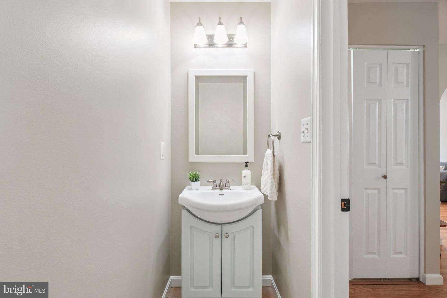 4119 FAIRFAX ST, FAIRFAX, Virginia 22030, 4 Bedrooms Bedrooms, 7 Rooms Rooms,2 BathroomsBathrooms,Residential,For sale,4119 FAIRFAX ST,VAFC2007306 MLS # VAFC2007306 4119 FAIRFAX ST, FAIRFAX, Virginia 22030, 4 Bedrooms Bedrooms, 7 Rooms Rooms,2 BathroomsBathrooms,Residential,For sale,4119 FAIRFAX ST,VAFC2007306 MLS # VAFC2007306