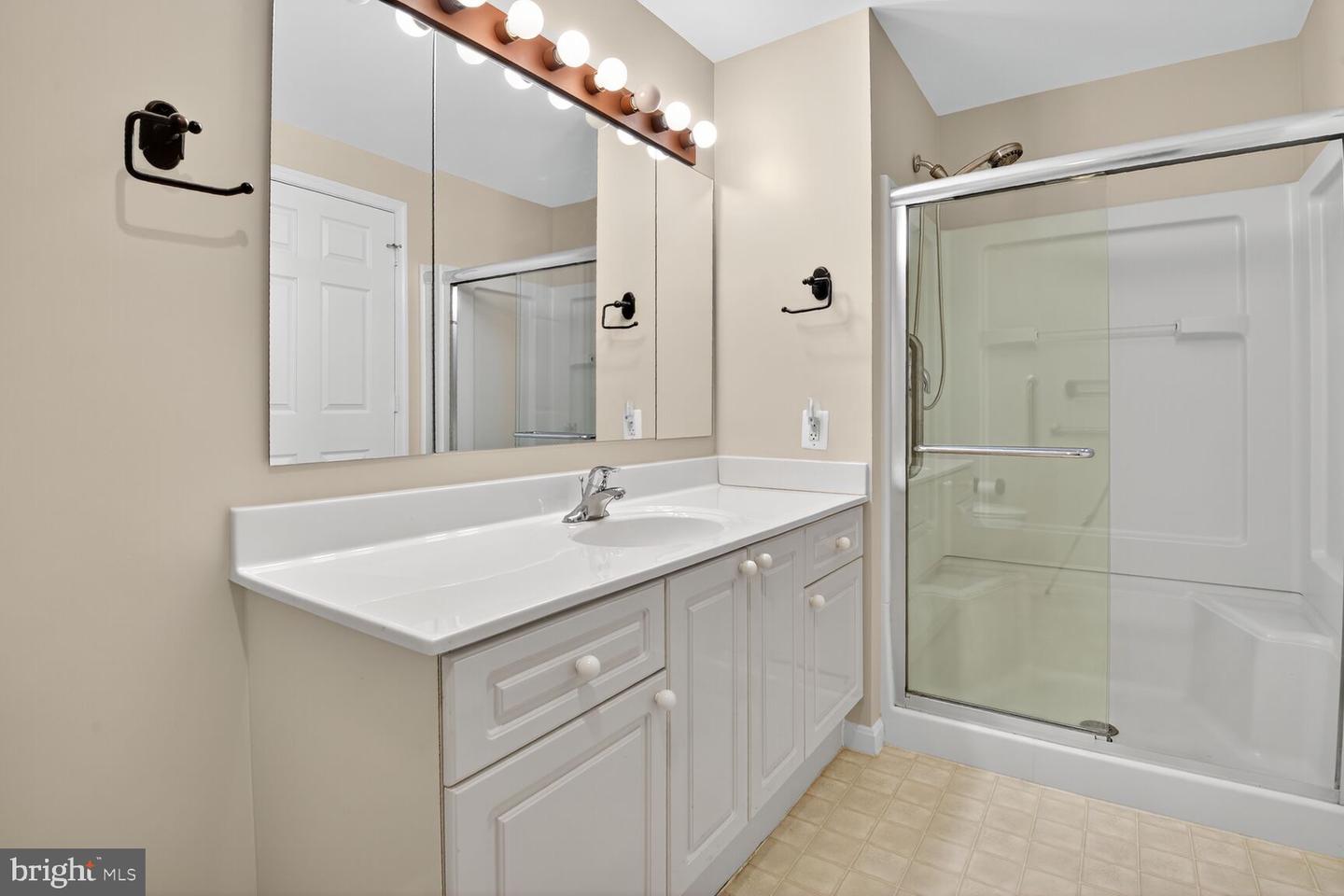 19355 CYPRESS RIDGE TER #503, LEESBURG, Virginia 20176, 2 Bedrooms Bedrooms, 9 Rooms Rooms,2 BathroomsBathrooms,Residential,For sale,19355 CYPRESS RIDGE TER #503,VALO2110636 MLS # VALO2110636 19355 CYPRESS RIDGE TER #503, LEESBURG, Virginia 20176, 2 Bedrooms Bedrooms, 9 Rooms Rooms,2 BathroomsBathrooms,Residential,For sale,19355 CYPRESS RIDGE TER #503,VALO2110636 MLS # VALO2110636