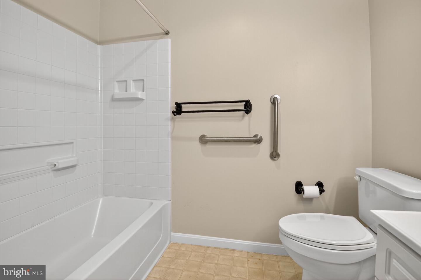 19355 CYPRESS RIDGE TER #503, LEESBURG, Virginia 20176, 2 Bedrooms Bedrooms, 9 Rooms Rooms,2 BathroomsBathrooms,Residential,For sale,19355 CYPRESS RIDGE TER #503,VALO2110636 MLS # VALO2110636 19355 CYPRESS RIDGE TER #503, LEESBURG, Virginia 20176, 2 Bedrooms Bedrooms, 9 Rooms Rooms,2 BathroomsBathrooms,Residential,For sale,19355 CYPRESS RIDGE TER #503,VALO2110636 MLS # VALO2110636