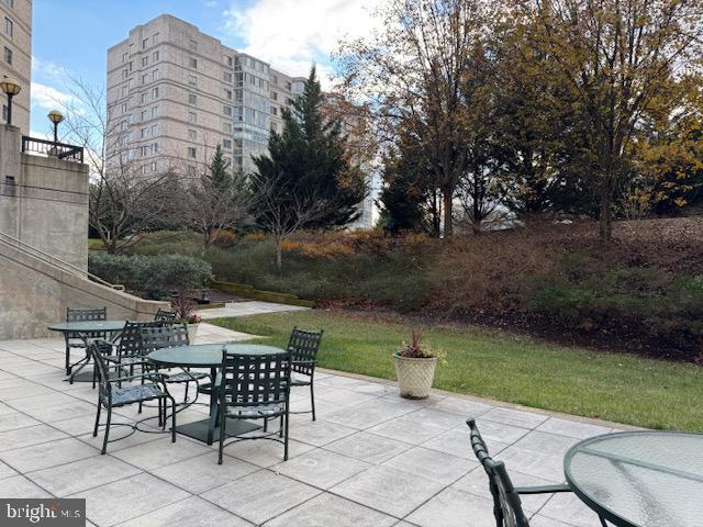 19355 CYPRESS RIDGE TER #503, LEESBURG, Virginia 20176, 2 Bedrooms Bedrooms, 10 Rooms Rooms,2 BathroomsBathrooms,Residential,For sale,19355 CYPRESS RIDGE TER #503,VALO2110636 MLS # VALO2110636