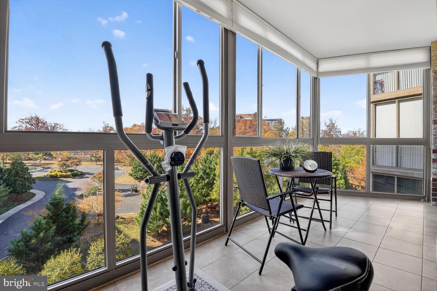 19355 CYPRESS RIDGE TER #503, LEESBURG, Virginia 20176, 2 Bedrooms Bedrooms, 9 Rooms Rooms,2 BathroomsBathrooms,Residential,For sale,19355 CYPRESS RIDGE TER #503,VALO2110636 MLS # VALO2110636 19355 CYPRESS RIDGE TER #503, LEESBURG, Virginia 20176, 2 Bedrooms Bedrooms, 9 Rooms Rooms,2 BathroomsBathrooms,Residential,For sale,19355 CYPRESS RIDGE TER #503,VALO2110636 MLS # VALO2110636