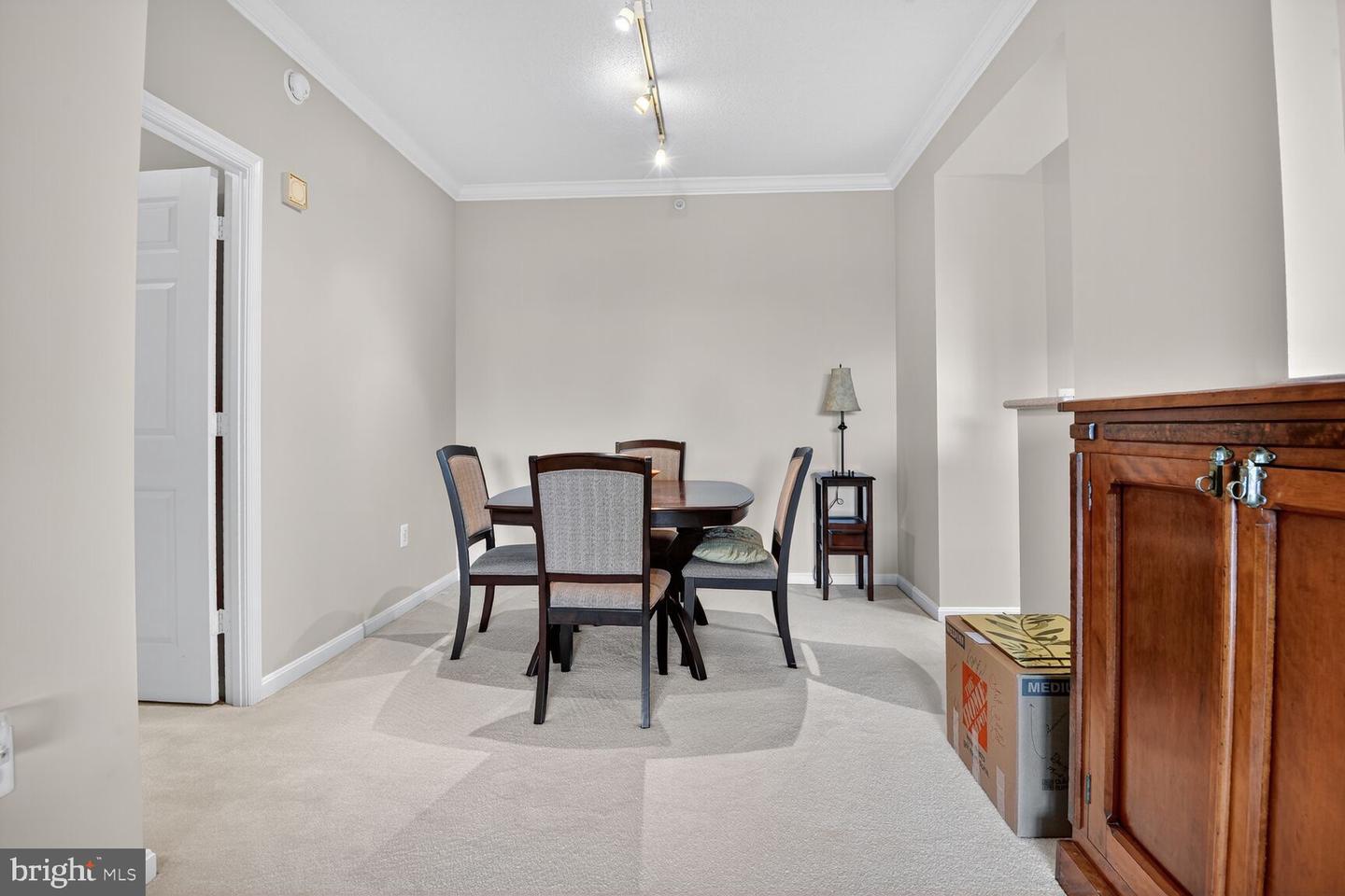 19355 CYPRESS RIDGE TER #503, LEESBURG, Virginia 20176, 2 Bedrooms Bedrooms, 9 Rooms Rooms,2 BathroomsBathrooms,Residential,For sale,19355 CYPRESS RIDGE TER #503,VALO2110636 MLS # VALO2110636 19355 CYPRESS RIDGE TER #503, LEESBURG, Virginia 20176, 2 Bedrooms Bedrooms, 9 Rooms Rooms,2 BathroomsBathrooms,Residential,For sale,19355 CYPRESS RIDGE TER #503,VALO2110636 MLS # VALO2110636