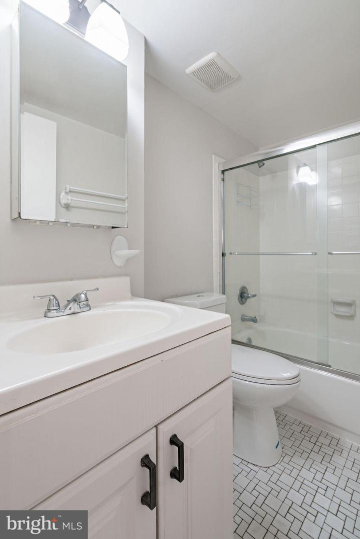 6016 PEPCO CT, WOODBRIDGE, Virginia 22193, 3 Bedrooms Bedrooms, 6 Rooms Rooms,2 BathroomsBathrooms,Residential,For sale,6016 PEPCO CT,VAPW2107366 MLS # VAPW2107366 6016 PEPCO CT, WOODBRIDGE, Virginia 22193, 3 Bedrooms Bedrooms, 6 Rooms Rooms,2 BathroomsBathrooms,Residential,For sale,6016 PEPCO CT,VAPW2107366 MLS # VAPW2107366