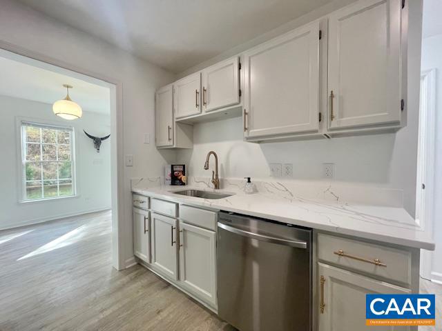 900 LOCUST LN, CHARLOTTESVILLE, Virginia 22902, 3 Bedrooms Bedrooms, ,2 BathroomsBathrooms,Residential,For sale,900 LOCUST LN,670776 MLS # 670776 900 LOCUST LN, CHARLOTTESVILLE, Virginia 22902, 3 Bedrooms Bedrooms, ,2 BathroomsBathrooms,Residential,For sale,900 LOCUST LN,670776 MLS # 670776