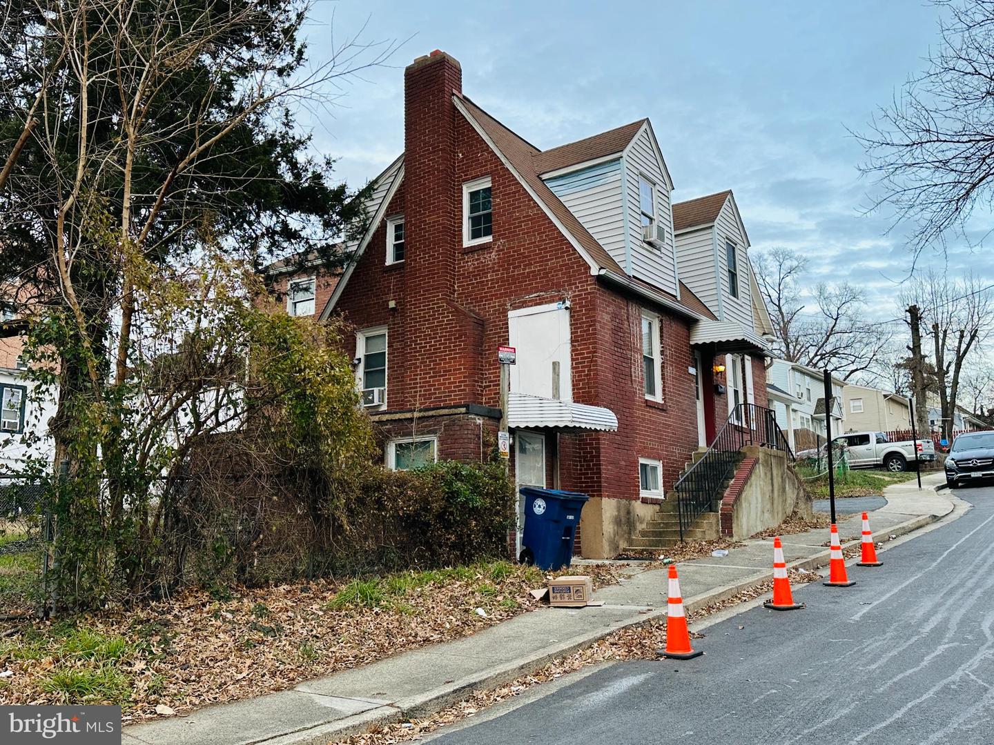 2325 S SHIRLINGTON RD, ARLINGTON, Virginia 22206, 4 Bedrooms Bedrooms, ,3 BathroomsBathrooms,Residential,For sale,2325 S SHIRLINGTON RD,VAAR2065770 MLS # VAAR2065770 2325 S SHIRLINGTON RD, ARLINGTON, Virginia 22206, 4 Bedrooms Bedrooms, ,3 BathroomsBathrooms,Residential,For sale,2325 S SHIRLINGTON RD,VAAR2065770 MLS # VAAR2065770