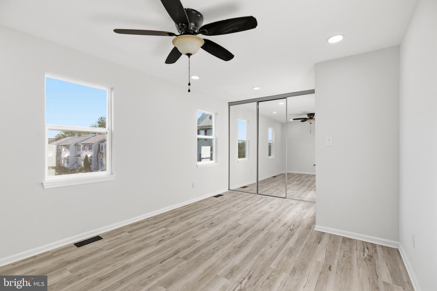 4127 WEEPING WILLOW CT #142-A, CHANTILLY, Virginia 20151, 3 Bedrooms Bedrooms, 3 Rooms Rooms,2 BathroomsBathrooms,Residential,For sale,4127 WEEPING WILLOW CT #142-A,VAFX2278060 MLS # VAFX2278060 4127 WEEPING WILLOW CT #142-A, CHANTILLY, Virginia 20151, 3 Bedrooms Bedrooms, 3 Rooms Rooms,2 BathroomsBathrooms,Residential,For sale,4127 WEEPING WILLOW CT #142-A,VAFX2278060 MLS # VAFX2278060