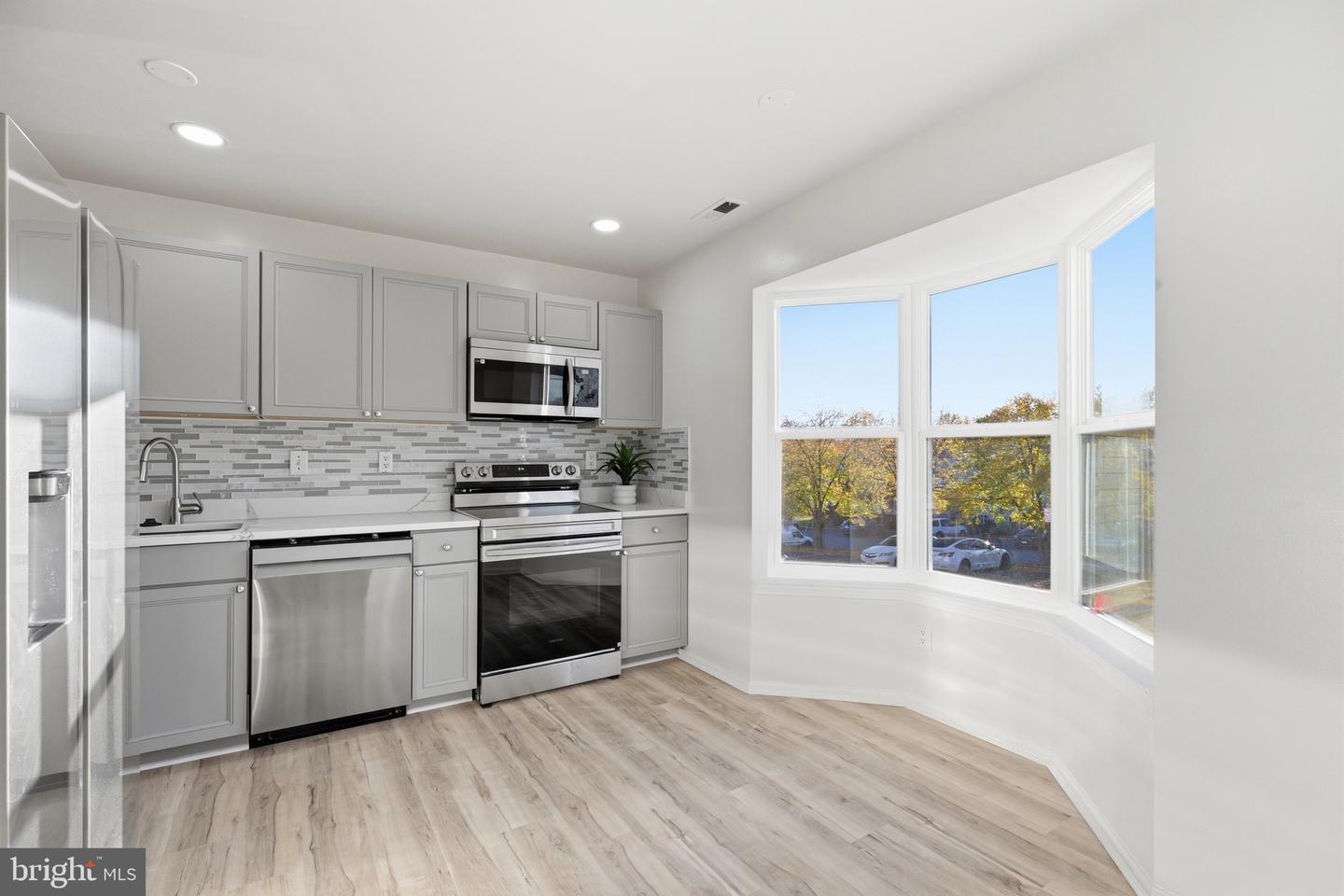 4127 WEEPING WILLOW CT #142-A, CHANTILLY, Virginia 20151, 3 Bedrooms Bedrooms, 3 Rooms Rooms,2 BathroomsBathrooms,Residential,For sale,4127 WEEPING WILLOW CT #142-A,VAFX2278060 MLS # VAFX2278060 4127 WEEPING WILLOW CT #142-A, CHANTILLY, Virginia 20151, 3 Bedrooms Bedrooms, 3 Rooms Rooms,2 BathroomsBathrooms,Residential,For sale,4127 WEEPING WILLOW CT #142-A,VAFX2278060 MLS # VAFX2278060