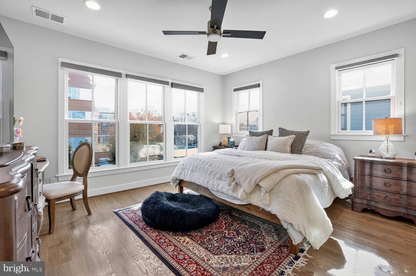 611 N COLUMBUS ST, ALEXANDRIA, Virginia 22314, 3 Bedrooms Bedrooms, ,3 BathroomsBathrooms,Residential,For sale,611 N COLUMBUS ST,VAAX2051554 MLS # VAAX2051554 611 N COLUMBUS ST, ALEXANDRIA, Virginia 22314, 3 Bedrooms Bedrooms, ,3 BathroomsBathrooms,Residential,For sale,611 N COLUMBUS ST,VAAX2051554 MLS # VAAX2051554