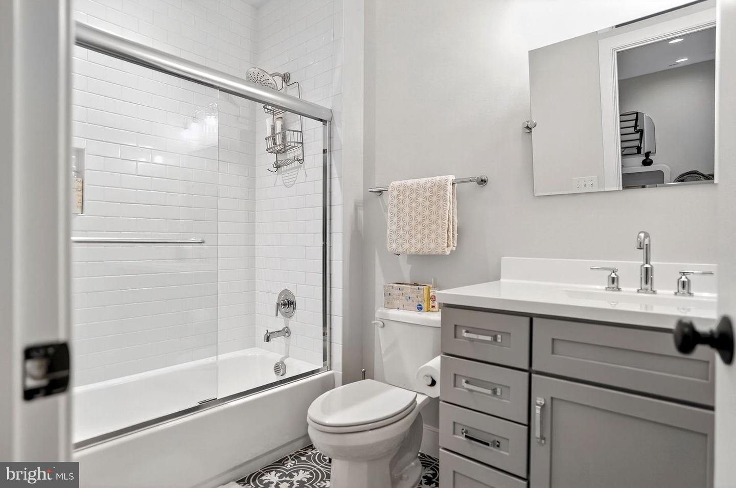 611 N COLUMBUS ST, ALEXANDRIA, Virginia 22314, 3 Bedrooms Bedrooms, ,3 BathroomsBathrooms,Residential,For sale,611 N COLUMBUS ST,VAAX2051554 MLS # VAAX2051554 611 N COLUMBUS ST, ALEXANDRIA, Virginia 22314, 3 Bedrooms Bedrooms, ,3 BathroomsBathrooms,Residential,For sale,611 N COLUMBUS ST,VAAX2051554 MLS # VAAX2051554