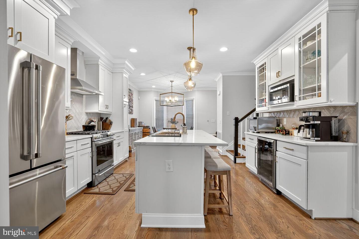 611 N COLUMBUS ST, ALEXANDRIA, Virginia 22314, 3 Bedrooms Bedrooms, ,3 BathroomsBathrooms,Residential,For sale,611 N COLUMBUS ST,VAAX2051554 MLS # VAAX2051554 611 N COLUMBUS ST, ALEXANDRIA, Virginia 22314, 3 Bedrooms Bedrooms, ,3 BathroomsBathrooms,Residential,For sale,611 N COLUMBUS ST,VAAX2051554 MLS # VAAX2051554