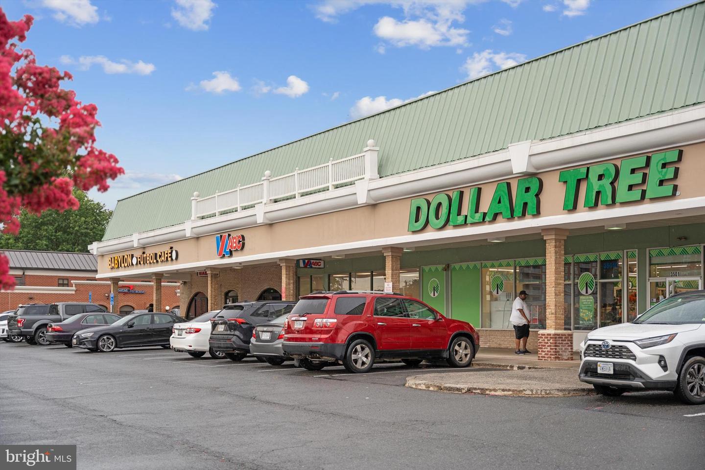 5300 COLUMBIA PIKE #315, ARLINGTON, Virginia 22204, 3 Bedrooms Bedrooms, ,2 BathroomsBathrooms,Residential,For sale,5300 COLUMBIA PIKE #315,VAAR2065774 MLS # VAAR2065774 5300 COLUMBIA PIKE #315, ARLINGTON, Virginia 22204, 3 Bedrooms Bedrooms, ,2 BathroomsBathrooms,Residential,For sale,5300 COLUMBIA PIKE #315,VAAR2065774 MLS # VAAR2065774