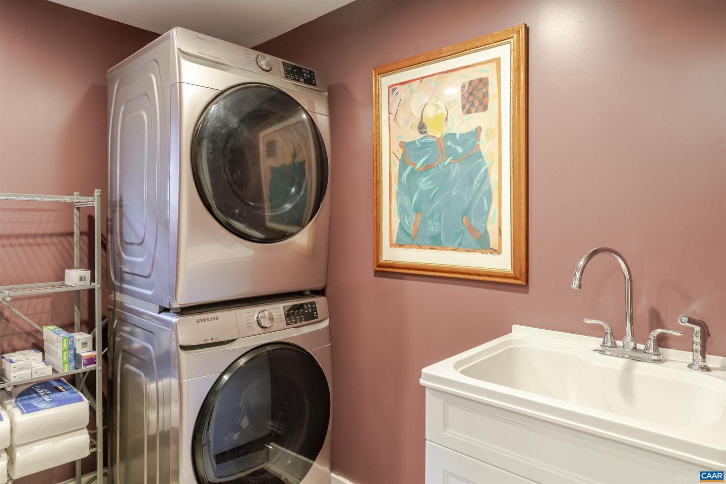 1531 RUGBY AVE, CHARLOTTESVILLE, Virginia 22903, 3 Bedrooms Bedrooms, ,2 BathroomsBathrooms,Residential,For sale,1531 RUGBY AVE,670744 MLS # 670744 1531 RUGBY AVE, CHARLOTTESVILLE, Virginia 22903, 3 Bedrooms Bedrooms, ,2 BathroomsBathrooms,Residential,For sale,1531 RUGBY AVE,670744 MLS # 670744