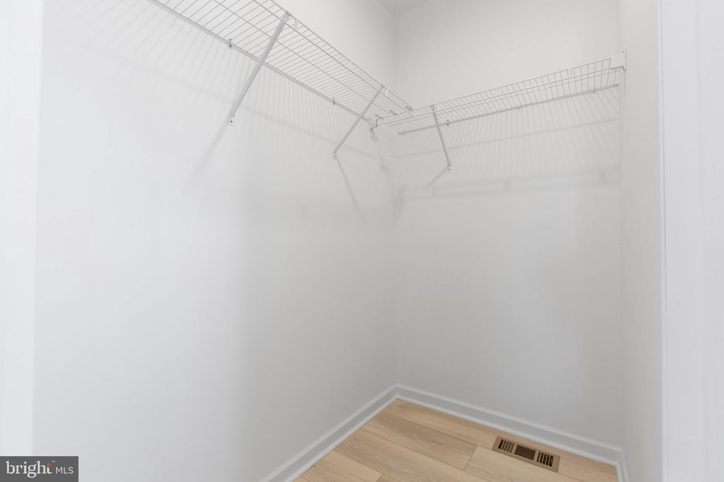 931 LEVI RD, GREEN BAY, Virginia 23942, 3 Bedrooms Bedrooms, 9 Rooms Rooms,2 BathroomsBathrooms,Residential,For sale,931 LEVI RD,VAPE2000034 MLS # VAPE2000034