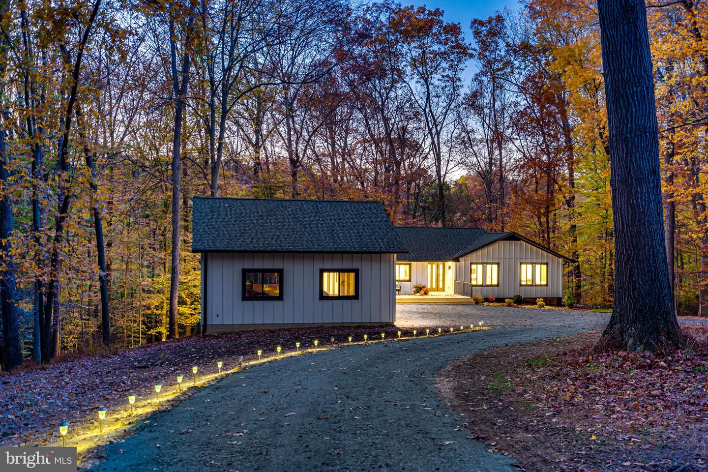 108 INTERPROMONTORY RD, GREAT FALLS, Virginia 22066, 5 Bedrooms Bedrooms, ,3 BathroomsBathrooms,Residential,For sale,108 INTERPROMONTORY RD,VAFX2232544 MLS # VAFX2232544 108 INTERPROMONTORY RD, GREAT FALLS, Virginia 22066, 5 Bedrooms Bedrooms, ,3 BathroomsBathrooms,Residential,For sale,108 INTERPROMONTORY RD,VAFX2232544 MLS # VAFX2232544