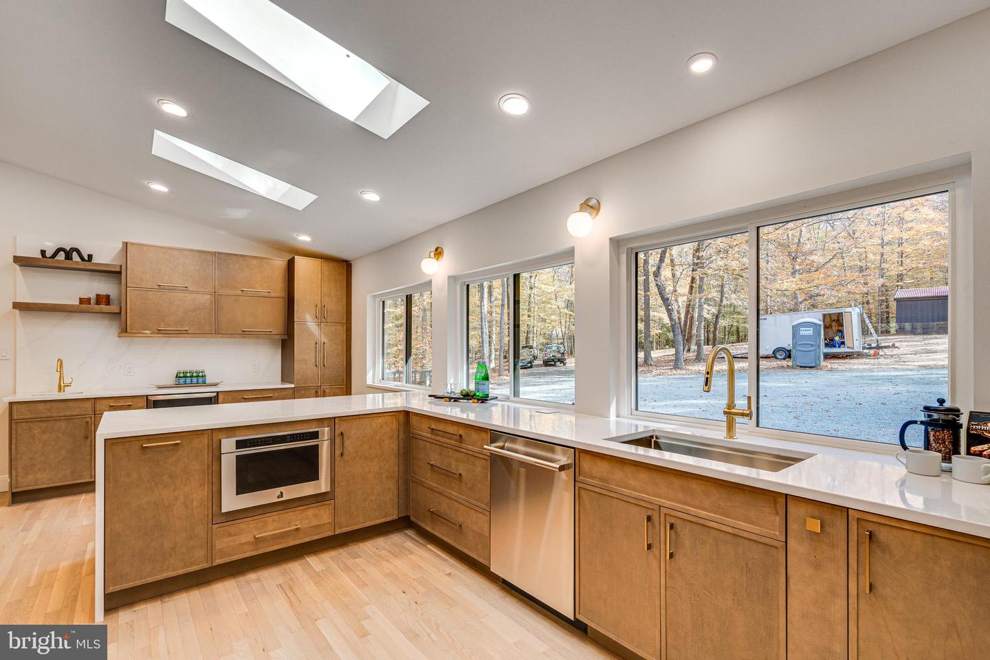 108 INTERPROMONTORY RD, GREAT FALLS, Virginia 22066, 5 Bedrooms Bedrooms, ,3 BathroomsBathrooms,Residential,For sale,108 INTERPROMONTORY RD,VAFX2232544 MLS # VAFX2232544 108 INTERPROMONTORY RD, GREAT FALLS, Virginia 22066, 5 Bedrooms Bedrooms, ,3 BathroomsBathrooms,Residential,For sale,108 INTERPROMONTORY RD,VAFX2232544 MLS # VAFX2232544