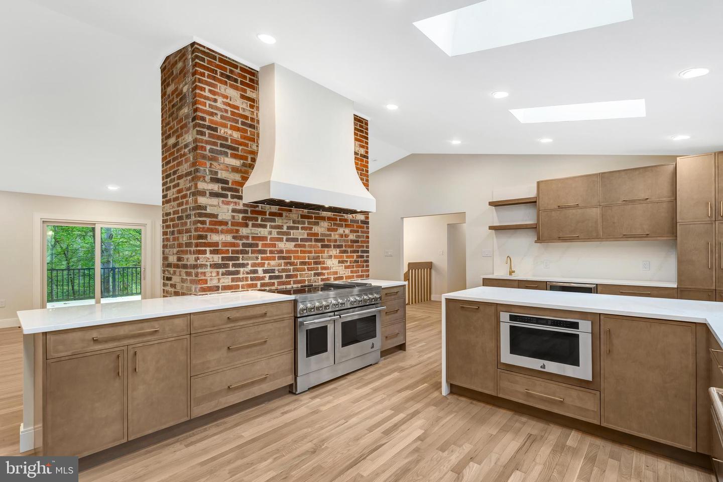 108 INTERPROMONTORY RD, GREAT FALLS, Virginia 22066, 5 Bedrooms Bedrooms, ,3 BathroomsBathrooms,Residential,For sale,108 INTERPROMONTORY RD,VAFX2232544 MLS # VAFX2232544 108 INTERPROMONTORY RD, GREAT FALLS, Virginia 22066, 5 Bedrooms Bedrooms, ,3 BathroomsBathrooms,Residential,For sale,108 INTERPROMONTORY RD,VAFX2232544 MLS # VAFX2232544