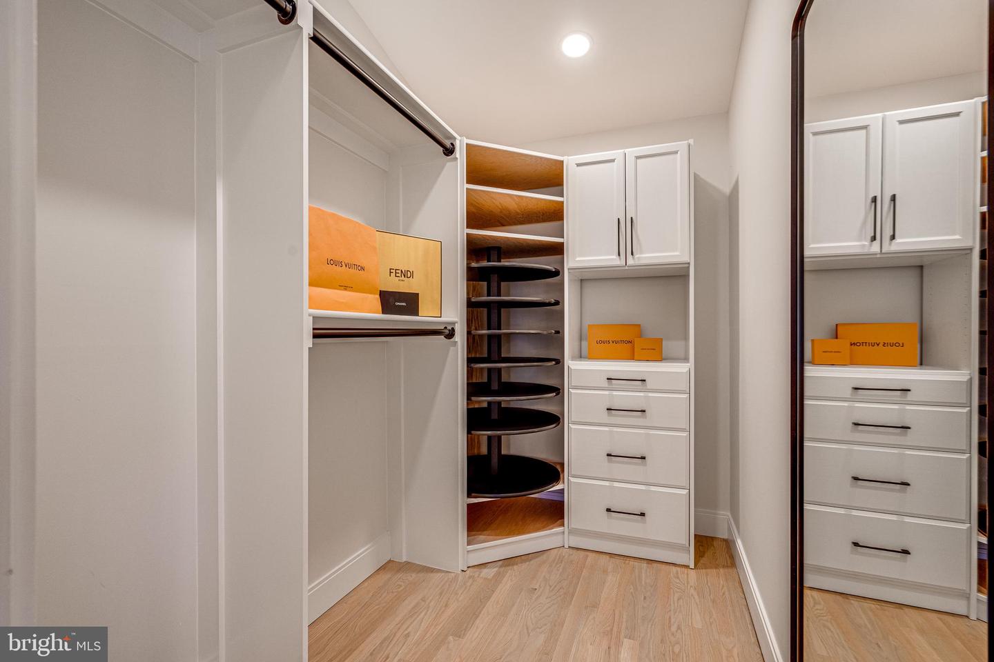 108 INTERPROMONTORY RD, GREAT FALLS, Virginia 22066, 5 Bedrooms Bedrooms, ,3 BathroomsBathrooms,Residential,For sale,108 INTERPROMONTORY RD,VAFX2232544 MLS # VAFX2232544 108 INTERPROMONTORY RD, GREAT FALLS, Virginia 22066, 5 Bedrooms Bedrooms, ,3 BathroomsBathrooms,Residential,For sale,108 INTERPROMONTORY RD,VAFX2232544 MLS # VAFX2232544