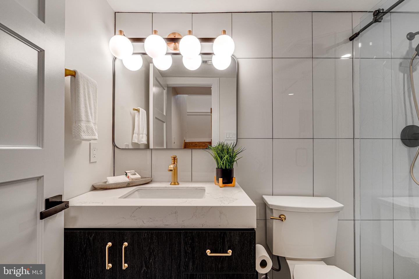 108 INTERPROMONTORY RD, GREAT FALLS, Virginia 22066, 5 Bedrooms Bedrooms, ,3 BathroomsBathrooms,Residential,For sale,108 INTERPROMONTORY RD,VAFX2232544 MLS # VAFX2232544 108 INTERPROMONTORY RD, GREAT FALLS, Virginia 22066, 5 Bedrooms Bedrooms, ,3 BathroomsBathrooms,Residential,For sale,108 INTERPROMONTORY RD,VAFX2232544 MLS # VAFX2232544