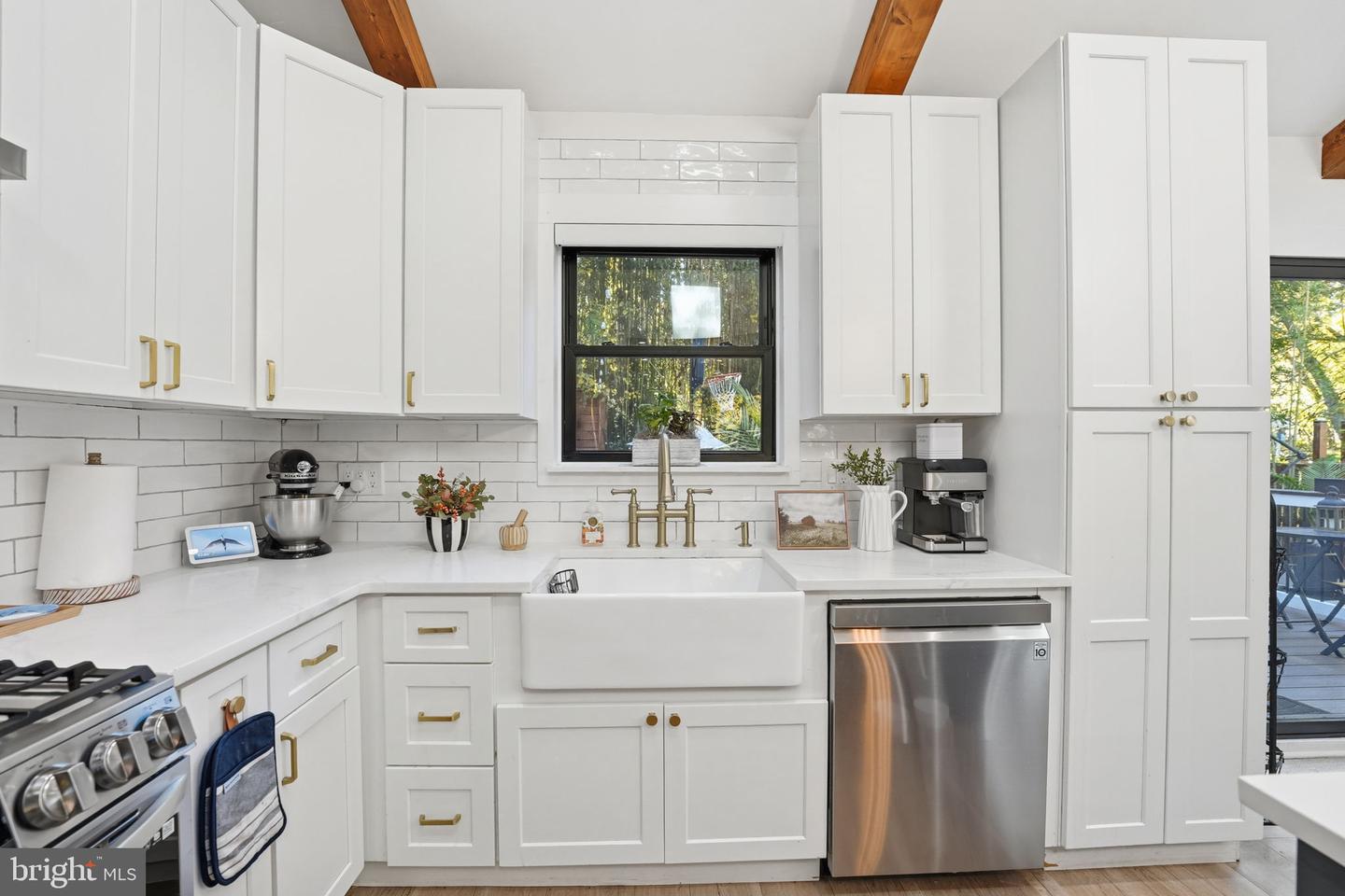 3662 VACATION LN, ARLINGTON, Virginia 22207, 4 Bedrooms Bedrooms, ,2 BathroomsBathrooms,Residential,For sale,3662 VACATION LN,VAAR2059136 MLS # VAAR2059136 3662 VACATION LN, ARLINGTON, Virginia 22207, 4 Bedrooms Bedrooms, ,2 BathroomsBathrooms,Residential,For sale,3662 VACATION LN,VAAR2059136 MLS # VAAR2059136