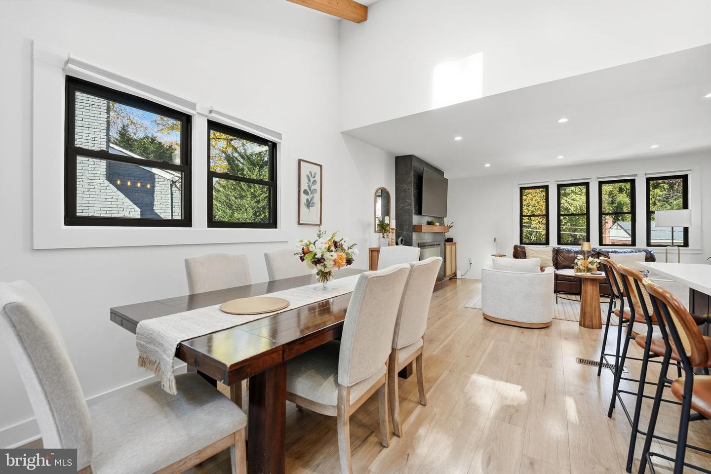 3662 VACATION LN, ARLINGTON, Virginia 22207, 4 Bedrooms Bedrooms, ,2 BathroomsBathrooms,Residential,For sale,3662 VACATION LN,VAAR2059136 MLS # VAAR2059136 3662 VACATION LN, ARLINGTON, Virginia 22207, 4 Bedrooms Bedrooms, ,2 BathroomsBathrooms,Residential,For sale,3662 VACATION LN,VAAR2059136 MLS # VAAR2059136