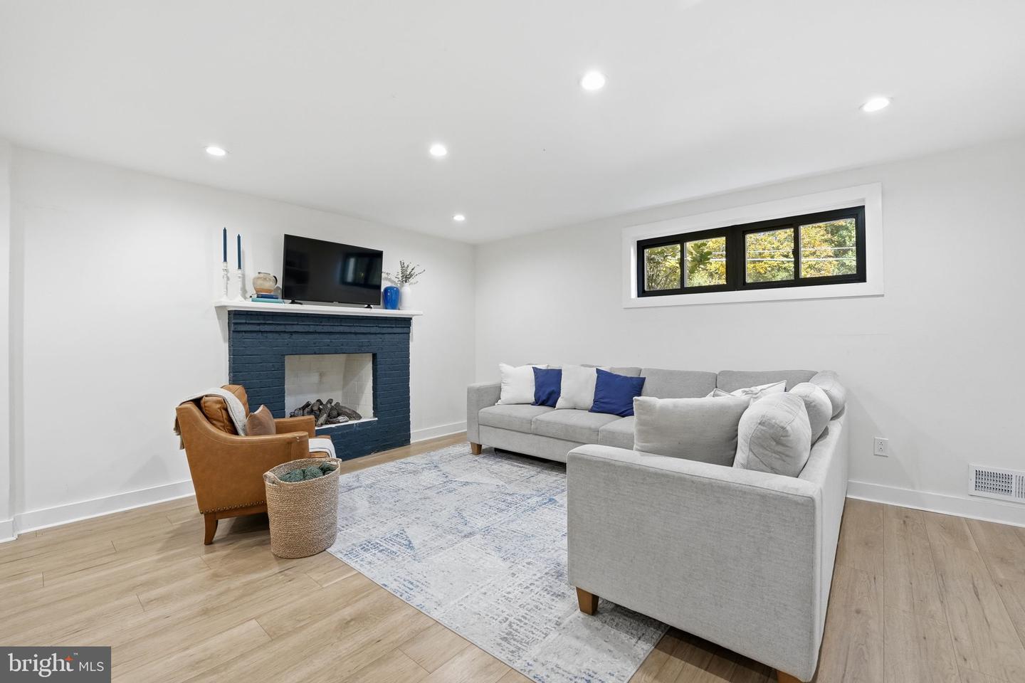 3662 VACATION LN, ARLINGTON, Virginia 22207, 4 Bedrooms Bedrooms, ,2 BathroomsBathrooms,Residential,For sale,3662 VACATION LN,VAAR2059136 MLS # VAAR2059136 3662 VACATION LN, ARLINGTON, Virginia 22207, 4 Bedrooms Bedrooms, ,2 BathroomsBathrooms,Residential,For sale,3662 VACATION LN,VAAR2059136 MLS # VAAR2059136