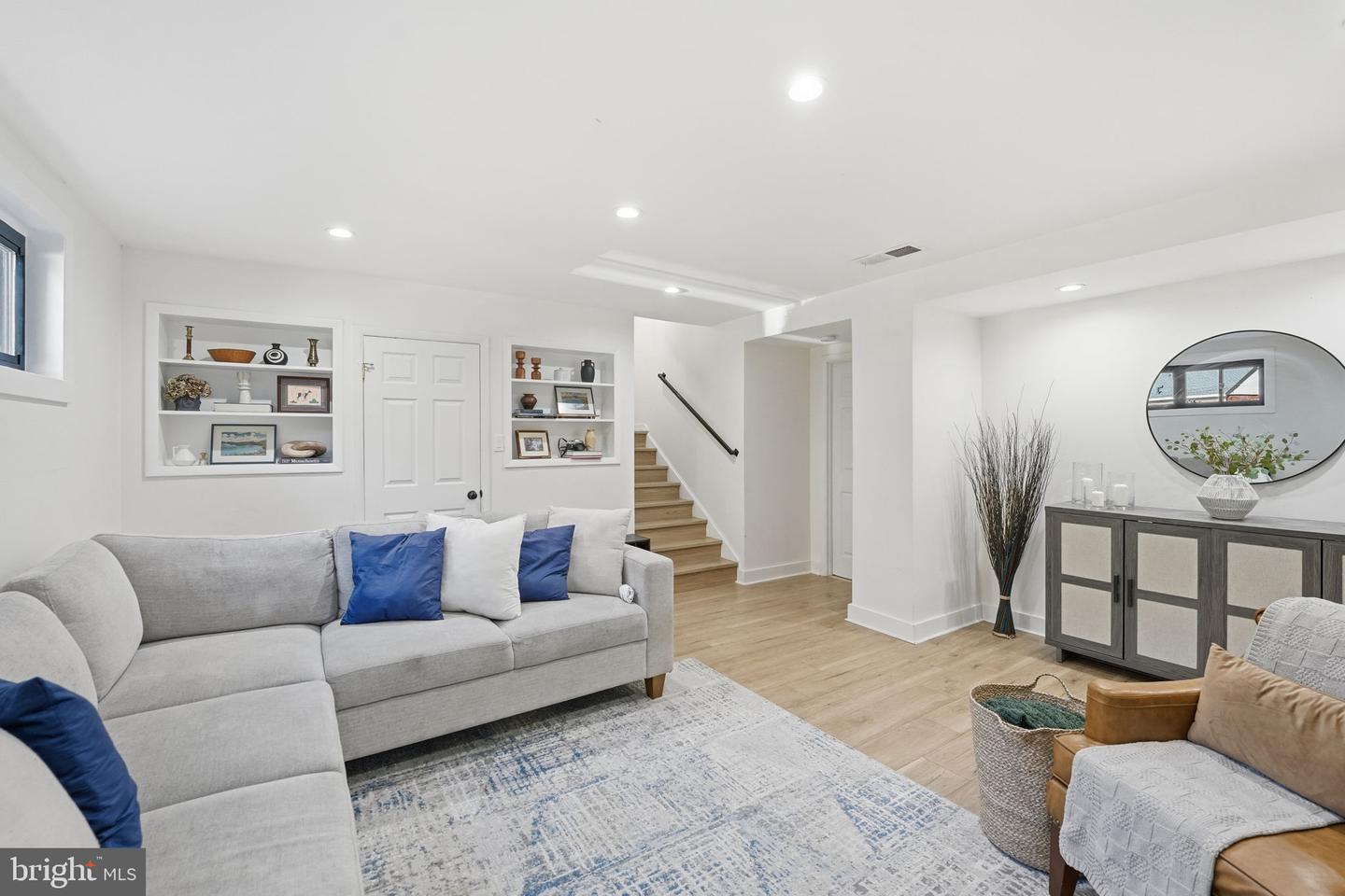 3662 VACATION LN, ARLINGTON, Virginia 22207, 4 Bedrooms Bedrooms, ,2 BathroomsBathrooms,Residential,For sale,3662 VACATION LN,VAAR2059136 MLS # VAAR2059136 3662 VACATION LN, ARLINGTON, Virginia 22207, 4 Bedrooms Bedrooms, ,2 BathroomsBathrooms,Residential,For sale,3662 VACATION LN,VAAR2059136 MLS # VAAR2059136