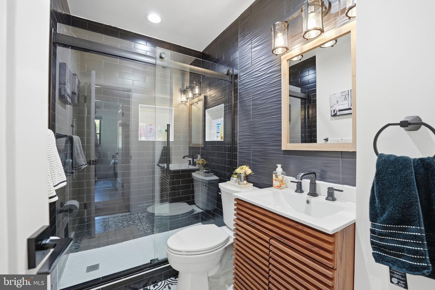 3662 VACATION LN, ARLINGTON, Virginia 22207, 4 Bedrooms Bedrooms, ,2 BathroomsBathrooms,Residential,For sale,3662 VACATION LN,VAAR2059136 MLS # VAAR2059136 3662 VACATION LN, ARLINGTON, Virginia 22207, 4 Bedrooms Bedrooms, ,2 BathroomsBathrooms,Residential,For sale,3662 VACATION LN,VAAR2059136 MLS # VAAR2059136