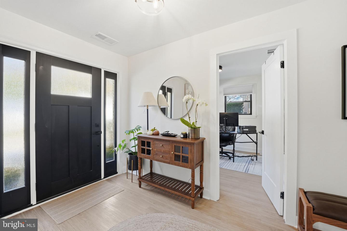 3662 VACATION LN, ARLINGTON, Virginia 22207, 4 Bedrooms Bedrooms, ,2 BathroomsBathrooms,Residential,For sale,3662 VACATION LN,VAAR2059136 MLS # VAAR2059136 3662 VACATION LN, ARLINGTON, Virginia 22207, 4 Bedrooms Bedrooms, ,2 BathroomsBathrooms,Residential,For sale,3662 VACATION LN,VAAR2059136 MLS # VAAR2059136