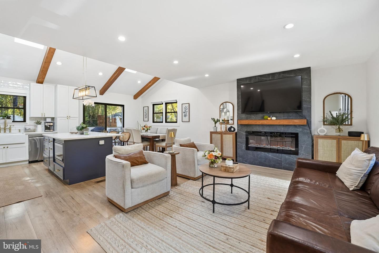 3662 VACATION LN, ARLINGTON, Virginia 22207, 4 Bedrooms Bedrooms, ,2 BathroomsBathrooms,Residential,For sale,3662 VACATION LN,VAAR2059136 MLS # VAAR2059136 3662 VACATION LN, ARLINGTON, Virginia 22207, 4 Bedrooms Bedrooms, ,2 BathroomsBathrooms,Residential,For sale,3662 VACATION LN,VAAR2059136 MLS # VAAR2059136