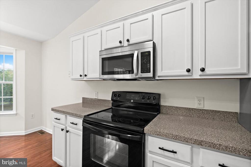 3712 W GLEN DOWER DR, FREDERICKSBURG, Virginia 22408, 3 Bedrooms Bedrooms, ,2 BathroomsBathrooms,Residential,3712 W GLEN DOWER DR,VASP2036908 MLS # VASP2036908