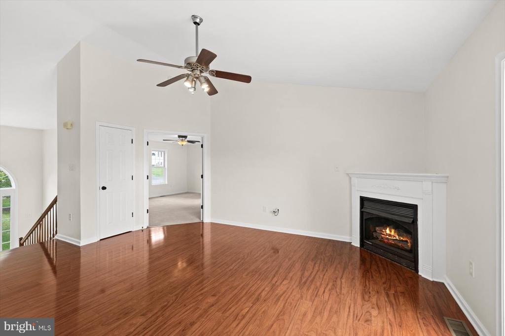 3712 W GLEN DOWER DR, FREDERICKSBURG, Virginia 22408, 3 Bedrooms Bedrooms, ,2 BathroomsBathrooms,Residential,3712 W GLEN DOWER DR,VASP2036908 MLS # VASP2036908