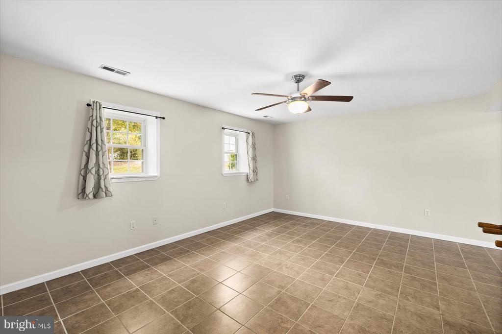 3712 W GLEN DOWER DR, FREDERICKSBURG, Virginia 22408, 3 Bedrooms Bedrooms, ,2 BathroomsBathrooms,Residential,3712 W GLEN DOWER DR,VASP2036908 MLS # VASP2036908