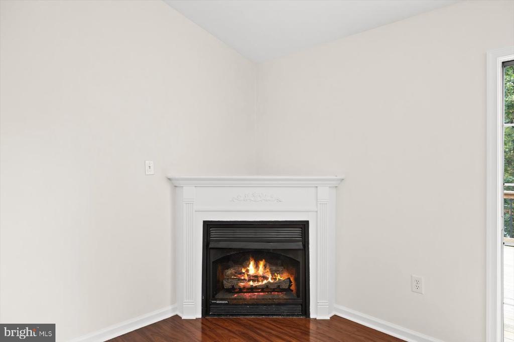 3712 W GLEN DOWER DR, FREDERICKSBURG, Virginia 22408, 3 Bedrooms Bedrooms, ,2 BathroomsBathrooms,Residential,3712 W GLEN DOWER DR,VASP2036908 MLS # VASP2036908