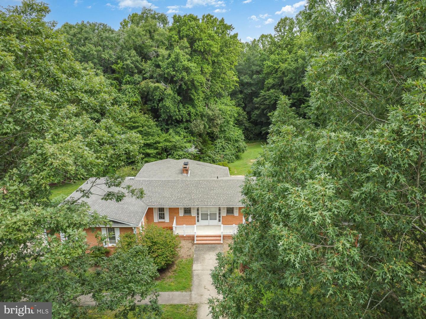 7512 MARMION LN, KING GEORGE, Virginia 22485, 4 Bedrooms Bedrooms, ,3 BathroomsBathrooms,Residential,For sale,7512 MARMION LN,VAKG2006736 MLS # VAKG2006736