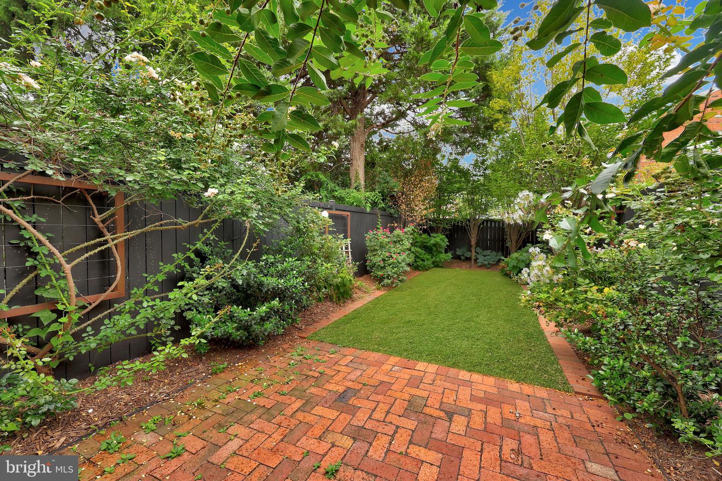 607 S SAINT ASAPH ST, ALEXANDRIA, Virginia 22314, 3 Bedrooms Bedrooms, ,2 BathroomsBathrooms,Residential,For sale,607 S SAINT ASAPH ST,VAAX2048202 MLS # VAAX2048202 607 S SAINT ASAPH ST, ALEXANDRIA, Virginia 22314, 3 Bedrooms Bedrooms, ,2 BathroomsBathrooms,Residential,For sale,607 S SAINT ASAPH ST,VAAX2048202 MLS # VAAX2048202