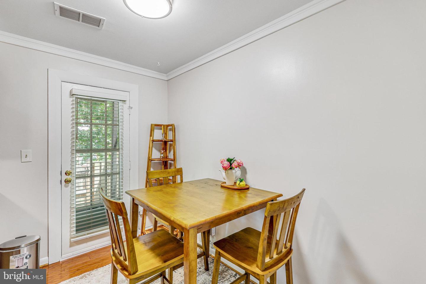 4628-A 28TH RD S #A, ARLINGTON, Virginia 22206, 2 Bedrooms Bedrooms, ,1 BathroomBathrooms,Residential,For sale,4628-A 28TH RD S #A,VAAR2062052 MLS # VAAR2062052 4628-A 28TH RD S #A, ARLINGTON, Virginia 22206, 2 Bedrooms Bedrooms, ,1 BathroomBathrooms,Residential,For sale,4628-A 28TH RD S #A,VAAR2062052 MLS # VAAR2062052