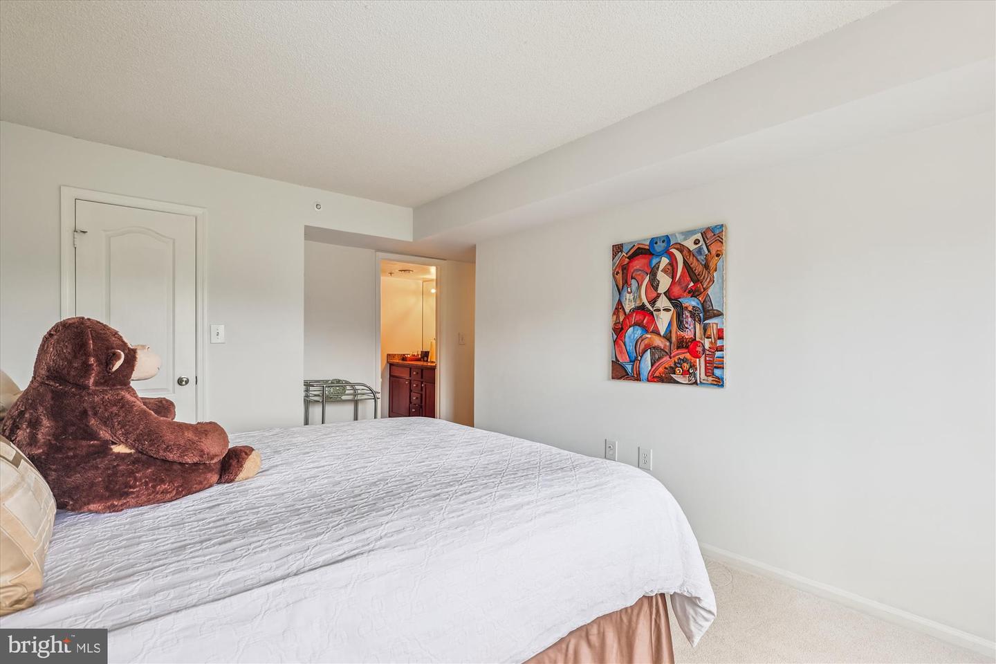 2230 GEORGE C MARSHALL DR #617, FALLS CHURCH, Virginia 22043, 2 Bedrooms Bedrooms, 7 Rooms Rooms,2 BathroomsBathrooms,Residential,For sale,2230 GEORGE C MARSHALL DR #617,VAFX2261006 MLS # VAFX2261006 2230 GEORGE C MARSHALL DR #617, FALLS CHURCH, Virginia 22043, 2 Bedrooms Bedrooms, 7 Rooms Rooms,2 BathroomsBathrooms,Residential,For sale,2230 GEORGE C MARSHALL DR #617,VAFX2261006 MLS # VAFX2261006