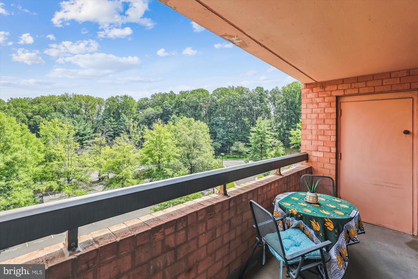 2230 GEORGE C MARSHALL DR #617, FALLS CHURCH, Virginia 22043, 2 Bedrooms Bedrooms, 7 Rooms Rooms,2 BathroomsBathrooms,Residential,For sale,2230 GEORGE C MARSHALL DR #617,VAFX2261006 MLS # VAFX2261006 2230 GEORGE C MARSHALL DR #617, FALLS CHURCH, Virginia 22043, 2 Bedrooms Bedrooms, 7 Rooms Rooms,2 BathroomsBathrooms,Residential,For sale,2230 GEORGE C MARSHALL DR #617,VAFX2261006 MLS # VAFX2261006