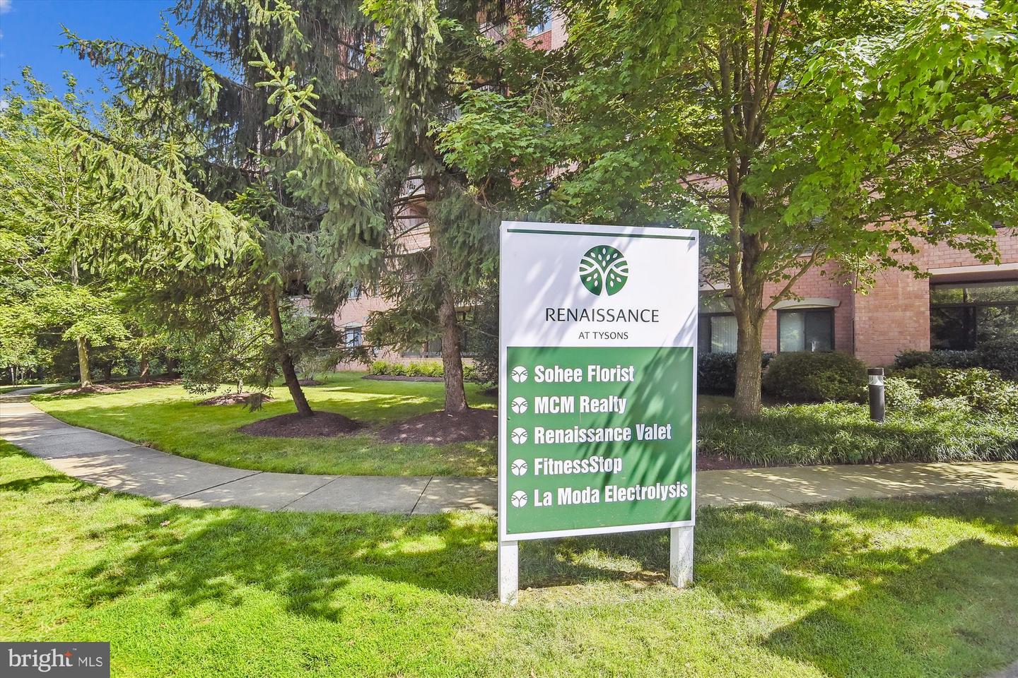 2230 GEORGE C MARSHALL DR #617, FALLS CHURCH, Virginia 22043, 2 Bedrooms Bedrooms, 7 Rooms Rooms,2 BathroomsBathrooms,Residential,For sale,2230 GEORGE C MARSHALL DR #617,VAFX2261006 MLS # VAFX2261006 2230 GEORGE C MARSHALL DR #617, FALLS CHURCH, Virginia 22043, 2 Bedrooms Bedrooms, 7 Rooms Rooms,2 BathroomsBathrooms,Residential,For sale,2230 GEORGE C MARSHALL DR #617,VAFX2261006 MLS # VAFX2261006