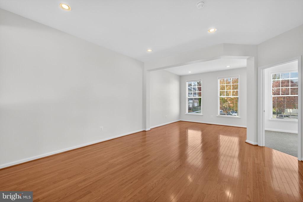 155 ROYAL CT, WARRENTON, Virginia 20186, 4 Bedrooms Bedrooms, ,3 BathroomsBathrooms,Residential,155 ROYAL CT,VAFQ2019452 MLS # VAFQ2019452 155 ROYAL CT, WARRENTON, Virginia 20186, 4 Bedrooms Bedrooms, ,3 BathroomsBathrooms,Residential,155 ROYAL CT,VAFQ2019452 MLS # VAFQ2019452