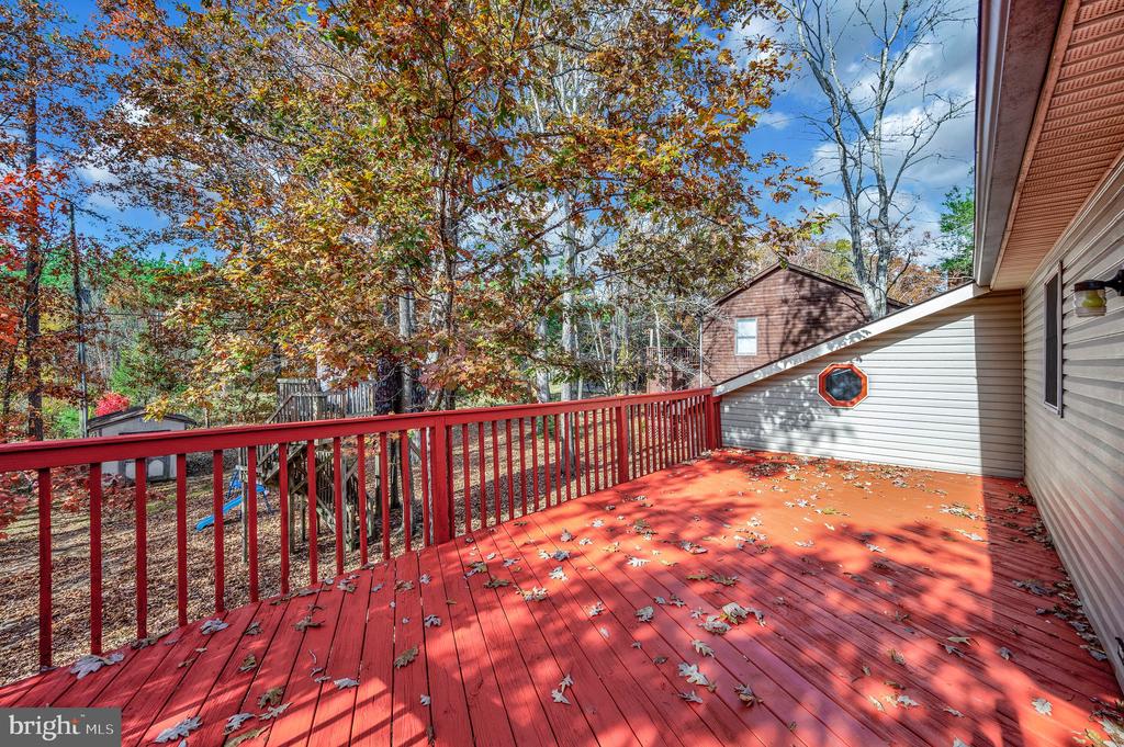 205 FAIRFAX LN, LOCUST GROVE, Virginia 22508, 4 Bedrooms Bedrooms, ,3 BathroomsBathrooms,Residential,205 FAIRFAX LN,VAOR2012730 MLS # VAOR2012730