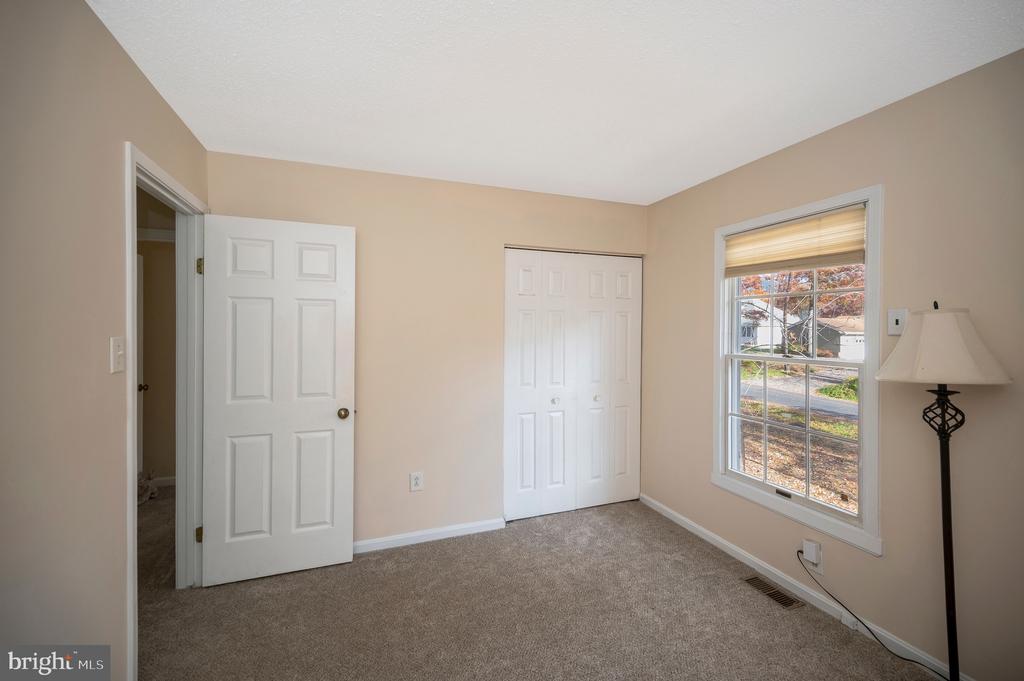 205 FAIRFAX LN, LOCUST GROVE, Virginia 22508, 4 Bedrooms Bedrooms, ,3 BathroomsBathrooms,Residential,205 FAIRFAX LN,VAOR2012730 MLS # VAOR2012730