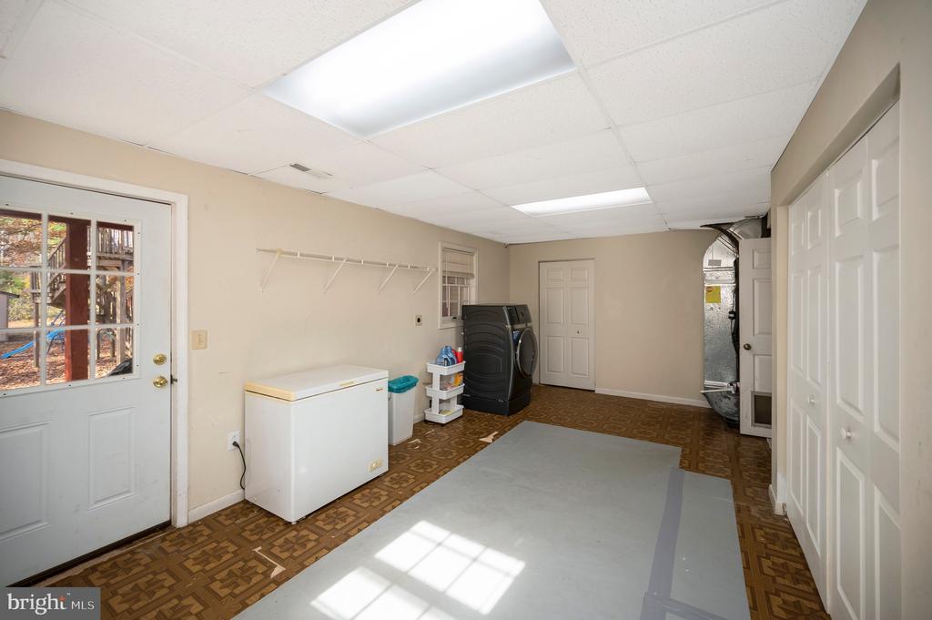 205 FAIRFAX LN, LOCUST GROVE, Virginia 22508, 4 Bedrooms Bedrooms, ,3 BathroomsBathrooms,Residential,205 FAIRFAX LN,VAOR2012730 MLS # VAOR2012730