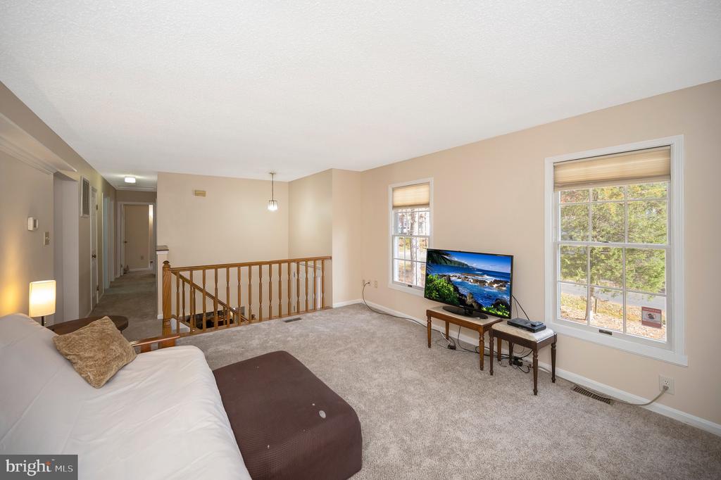 205 FAIRFAX LN, LOCUST GROVE, Virginia 22508, 4 Bedrooms Bedrooms, ,3 BathroomsBathrooms,Residential,205 FAIRFAX LN,VAOR2012730 MLS # VAOR2012730