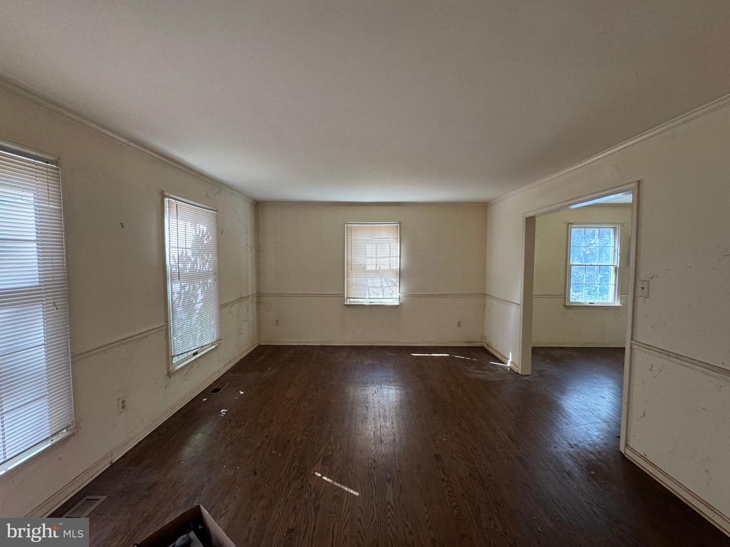 8742 HUNT TRL, WARRENTON, Virginia, 4 Bedrooms Bedrooms, ,2 BathroomsBathrooms,Residential,8742 HUNT TRL,VAFQ2019440 MLS # VAFQ2019440 8742 HUNT TRL, WARRENTON, Virginia, 4 Bedrooms Bedrooms, ,2 BathroomsBathrooms,Residential,8742 HUNT TRL,VAFQ2019440 MLS # VAFQ2019440