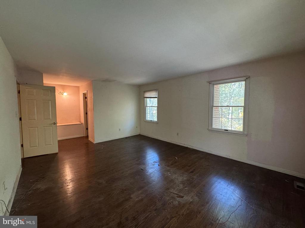 8742 HUNT TRL, WARRENTON, Virginia, 4 Bedrooms Bedrooms, ,2 BathroomsBathrooms,Residential,8742 HUNT TRL,VAFQ2019440 MLS # VAFQ2019440 8742 HUNT TRL, WARRENTON, Virginia, 4 Bedrooms Bedrooms, ,2 BathroomsBathrooms,Residential,8742 HUNT TRL,VAFQ2019440 MLS # VAFQ2019440
