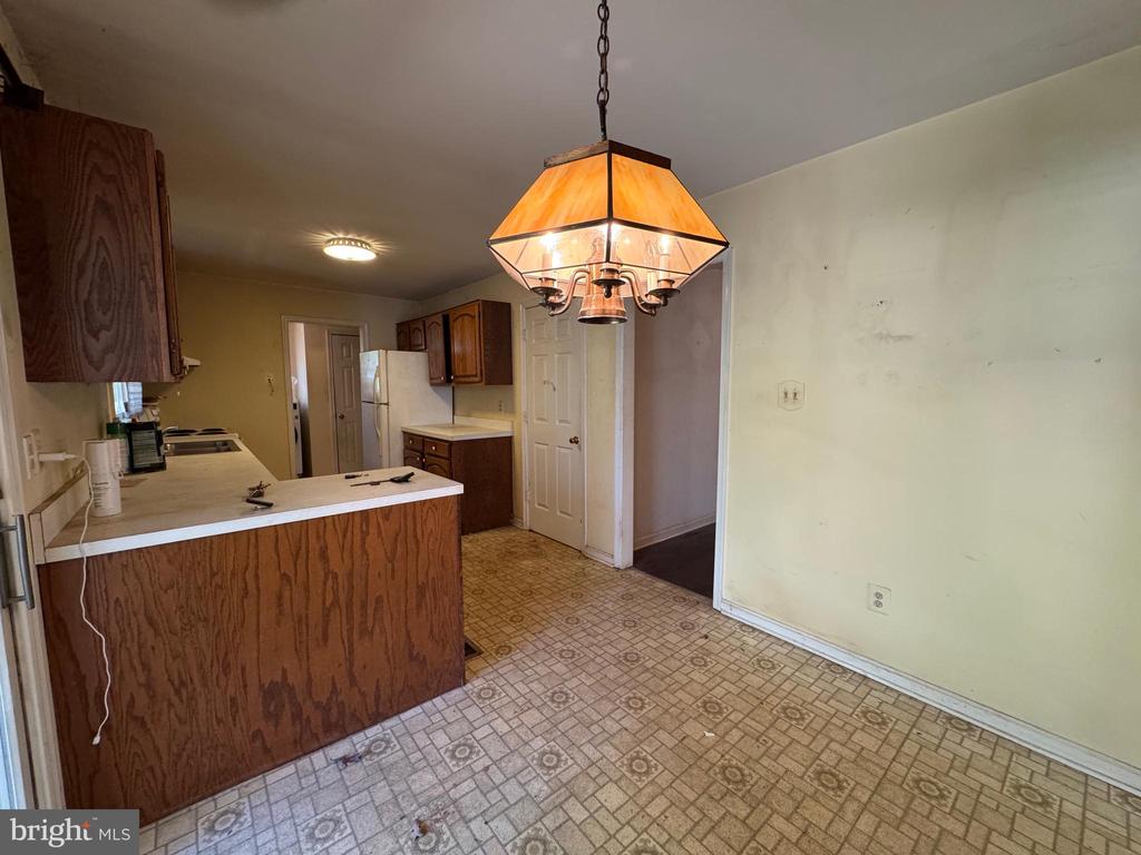 8742 HUNT TRL, WARRENTON, Virginia, 4 Bedrooms Bedrooms, ,2 BathroomsBathrooms,Residential,8742 HUNT TRL,VAFQ2019440 MLS # VAFQ2019440 8742 HUNT TRL, WARRENTON, Virginia, 4 Bedrooms Bedrooms, ,2 BathroomsBathrooms,Residential,8742 HUNT TRL,VAFQ2019440 MLS # VAFQ2019440