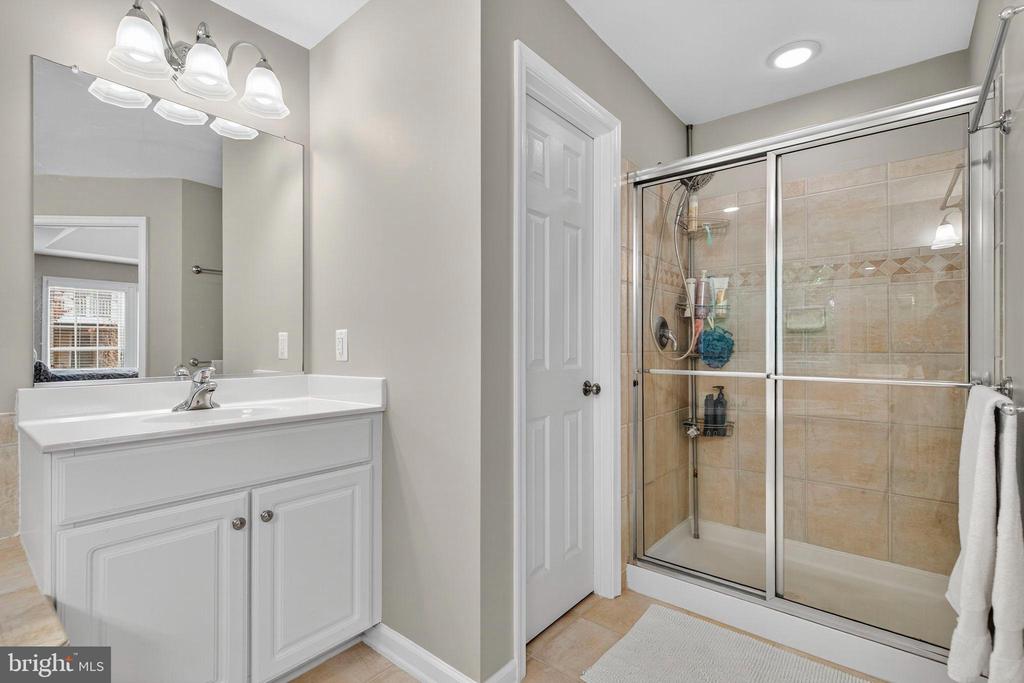 7631 MOVERN LN, WARRENTON, Virginia, 4 Bedrooms Bedrooms, ,3 BathroomsBathrooms,Residential,7631 MOVERN LN,VAFQ2019592 MLS # VAFQ2019592 7631 MOVERN LN, WARRENTON, Virginia, 4 Bedrooms Bedrooms, ,3 BathroomsBathrooms,Residential,7631 MOVERN LN,VAFQ2019592 MLS # VAFQ2019592