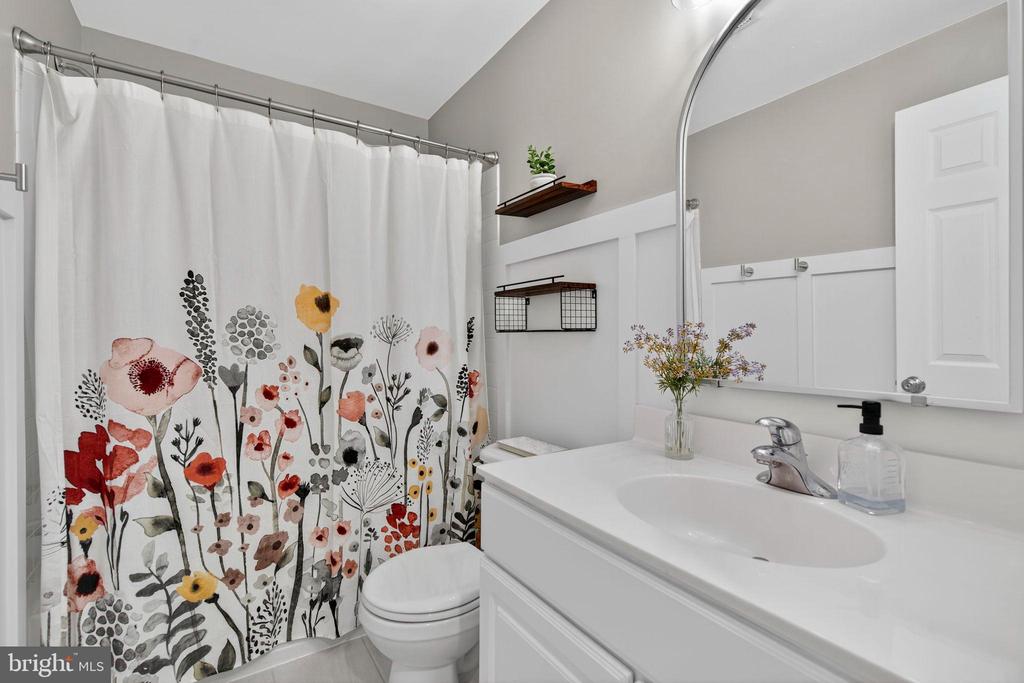 7631 MOVERN LN, WARRENTON, Virginia, 4 Bedrooms Bedrooms, ,3 BathroomsBathrooms,Residential,7631 MOVERN LN,VAFQ2019592 MLS # VAFQ2019592 7631 MOVERN LN, WARRENTON, Virginia, 4 Bedrooms Bedrooms, ,3 BathroomsBathrooms,Residential,7631 MOVERN LN,VAFQ2019592 MLS # VAFQ2019592